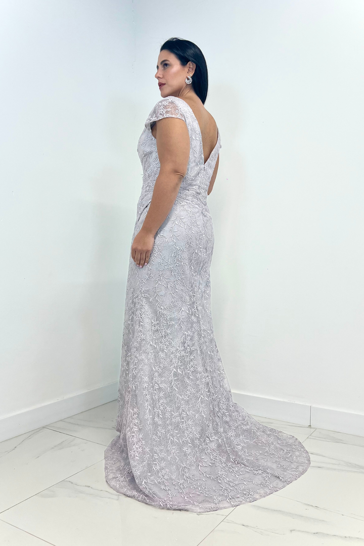 Vestido lila con flores