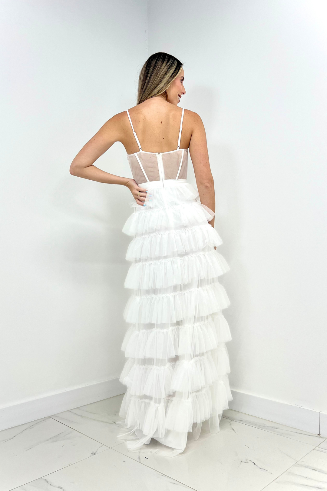 Vestido largo blanco de tul