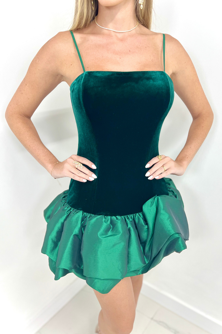 Vestido corto de terciopelo verde