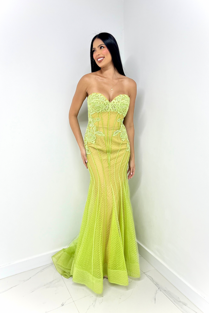 Vestido largo verde pistacho