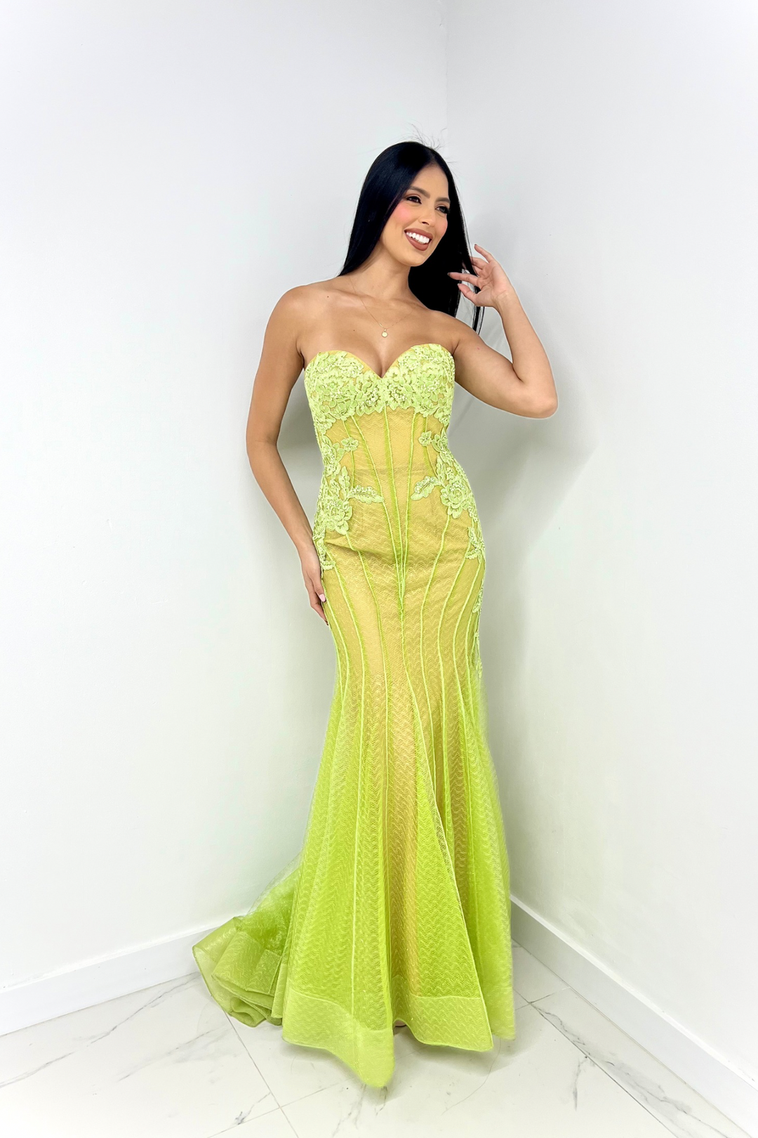 Vestido largo verde pistacho