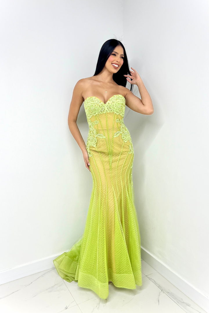 Vestido largo verde pistacho