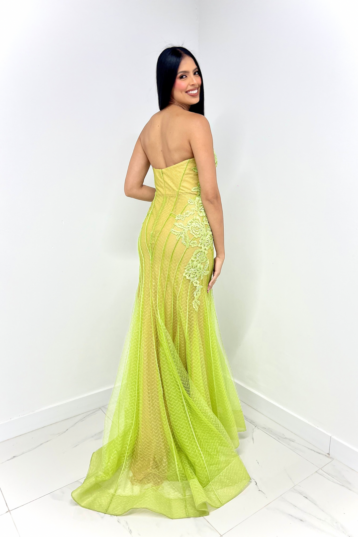 Vestido largo verde pistacho
