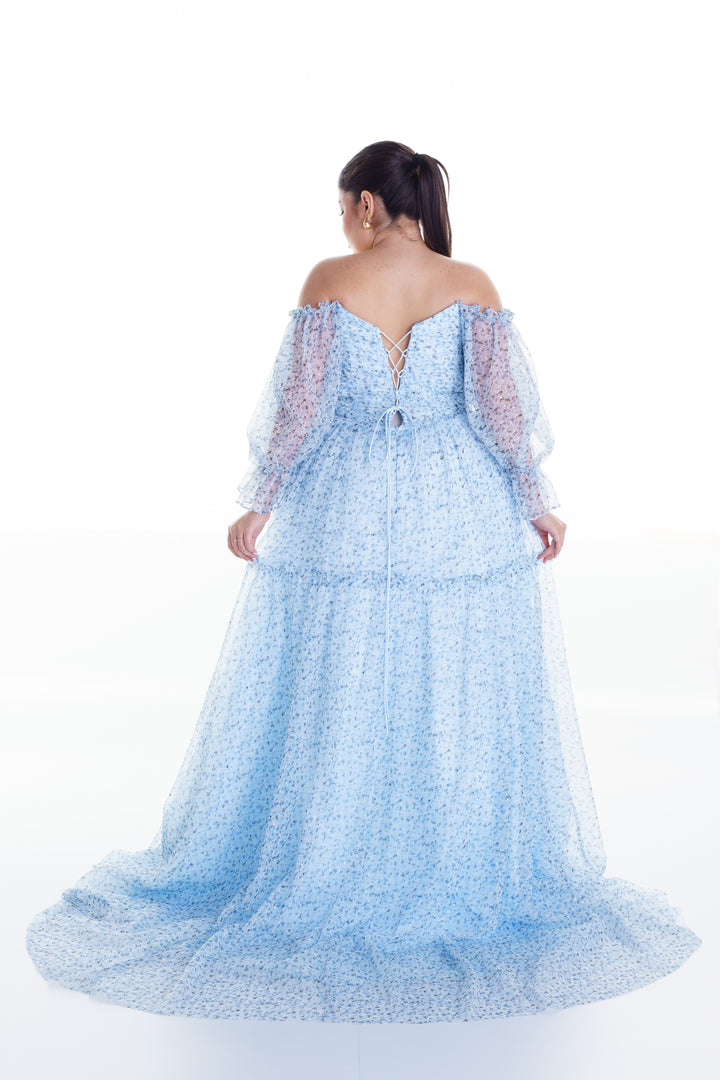 Vestido largo azul claro estampado corte princesa
