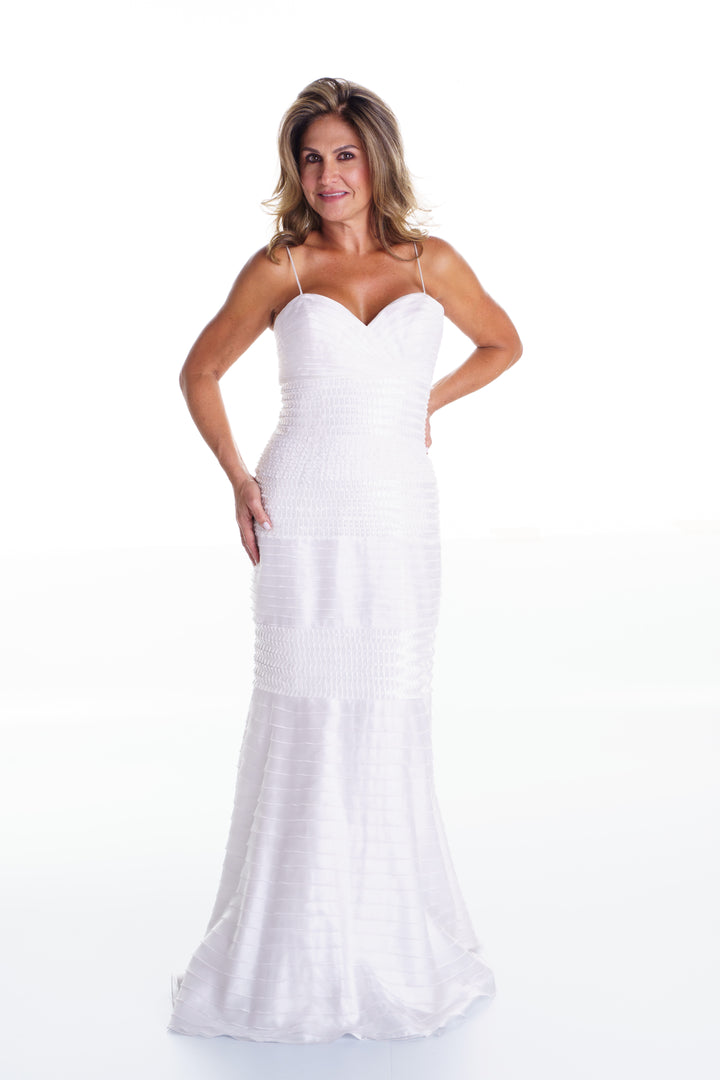 Vestido largo blanco con shal