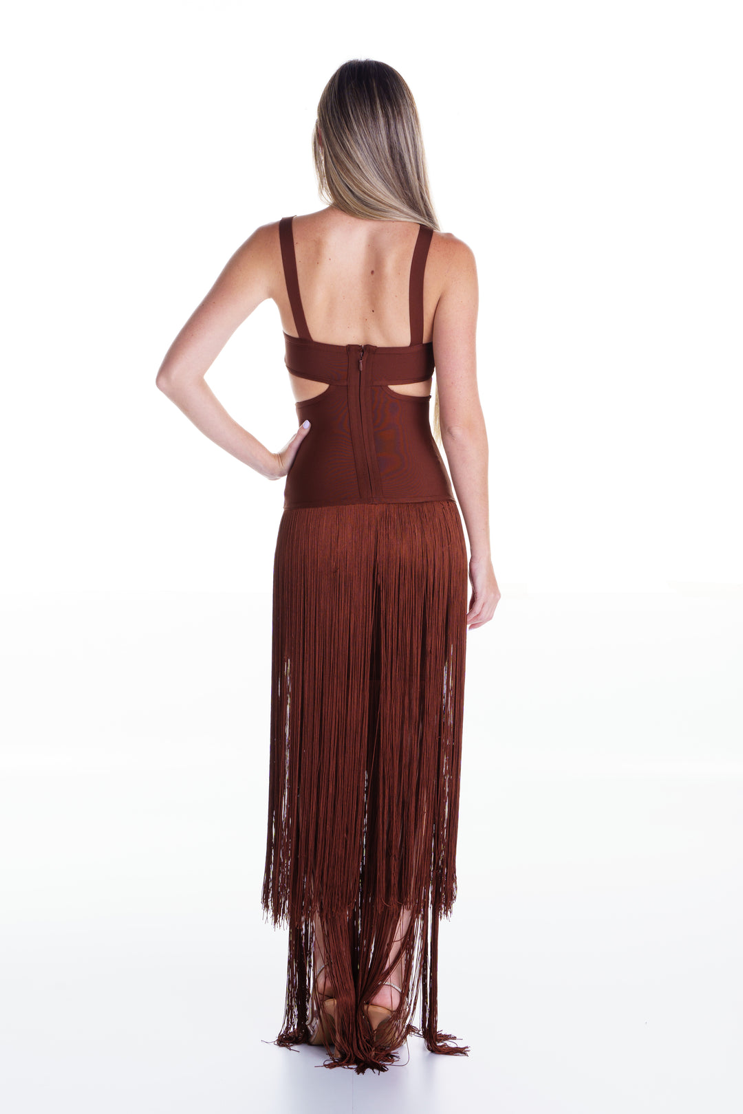 Vestido largo marron de flecos