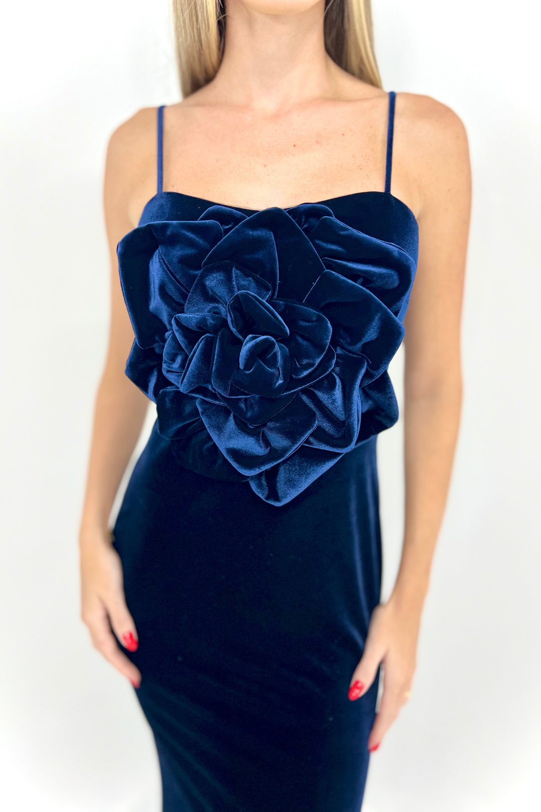 Vestido azul marino de terciopelo